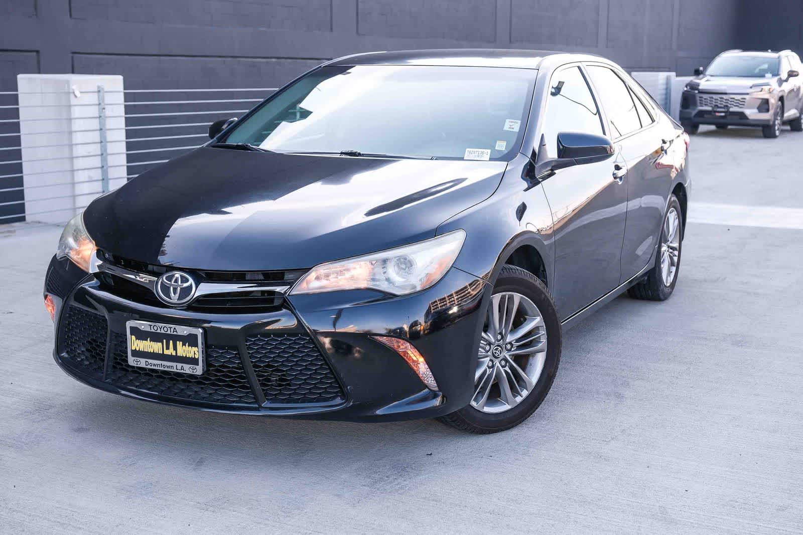 2016 Toyota Camry SE