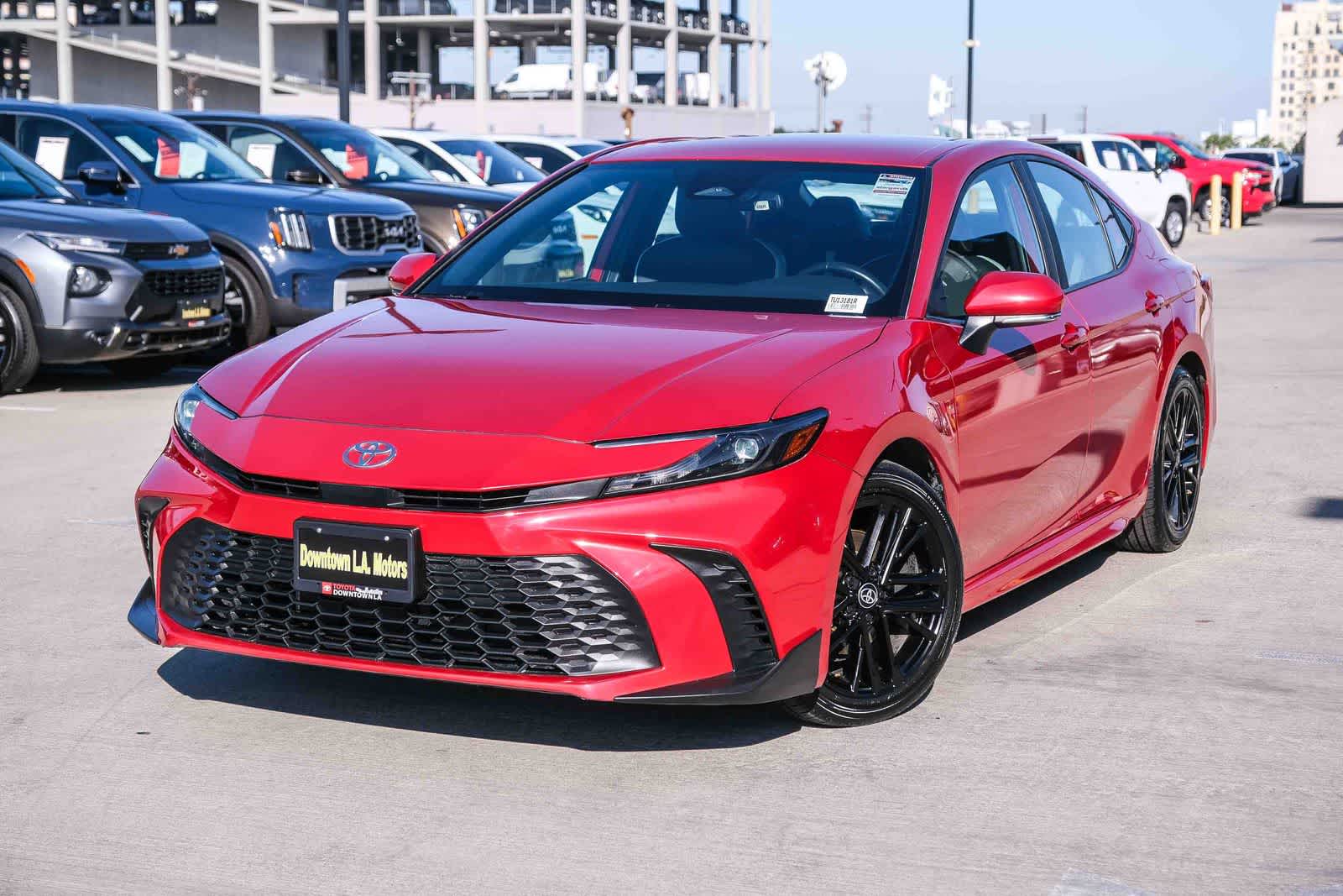 2025 Toyota Camry SE