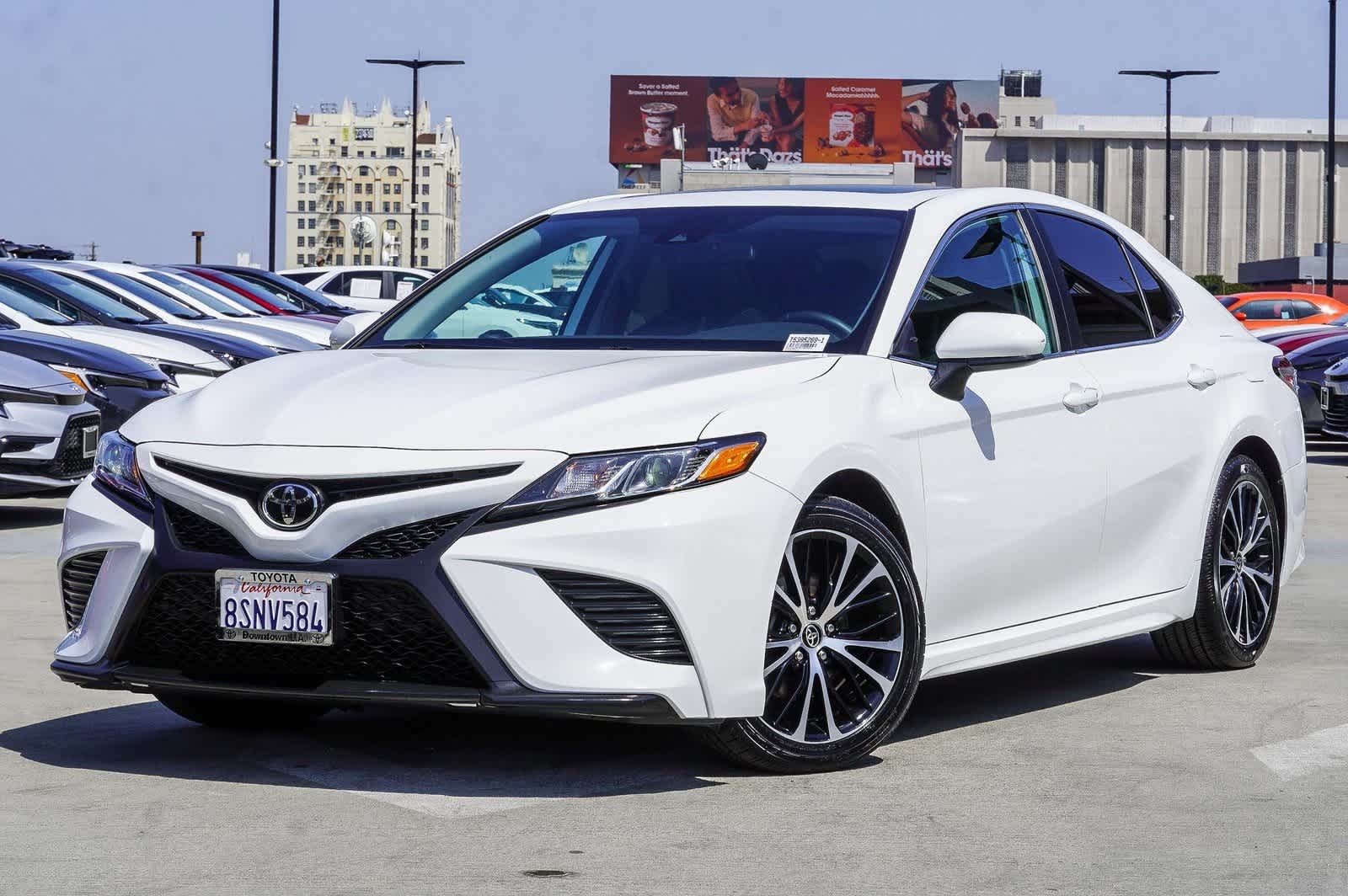 2020 Toyota Camry SE