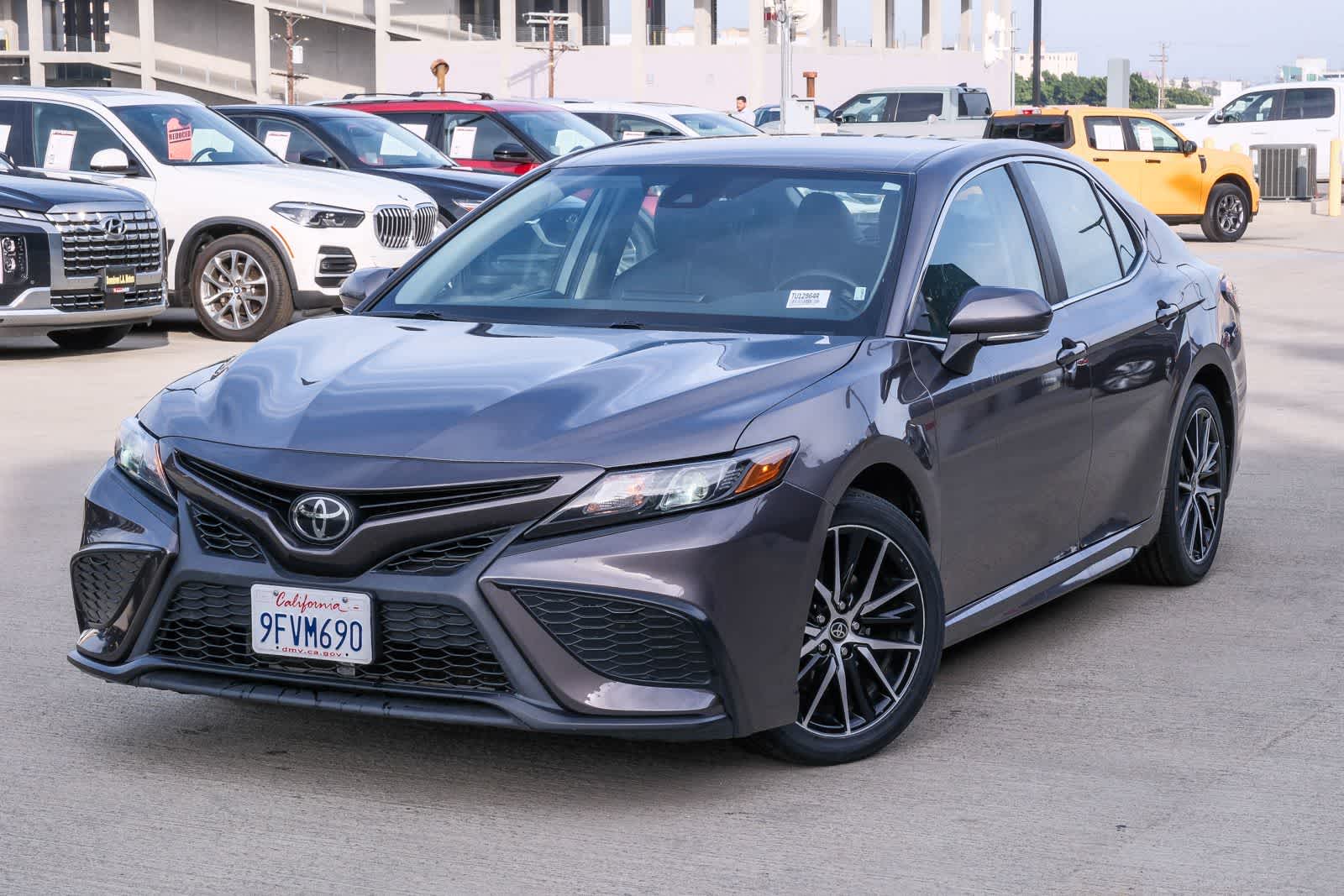 2023 Toyota Camry SE