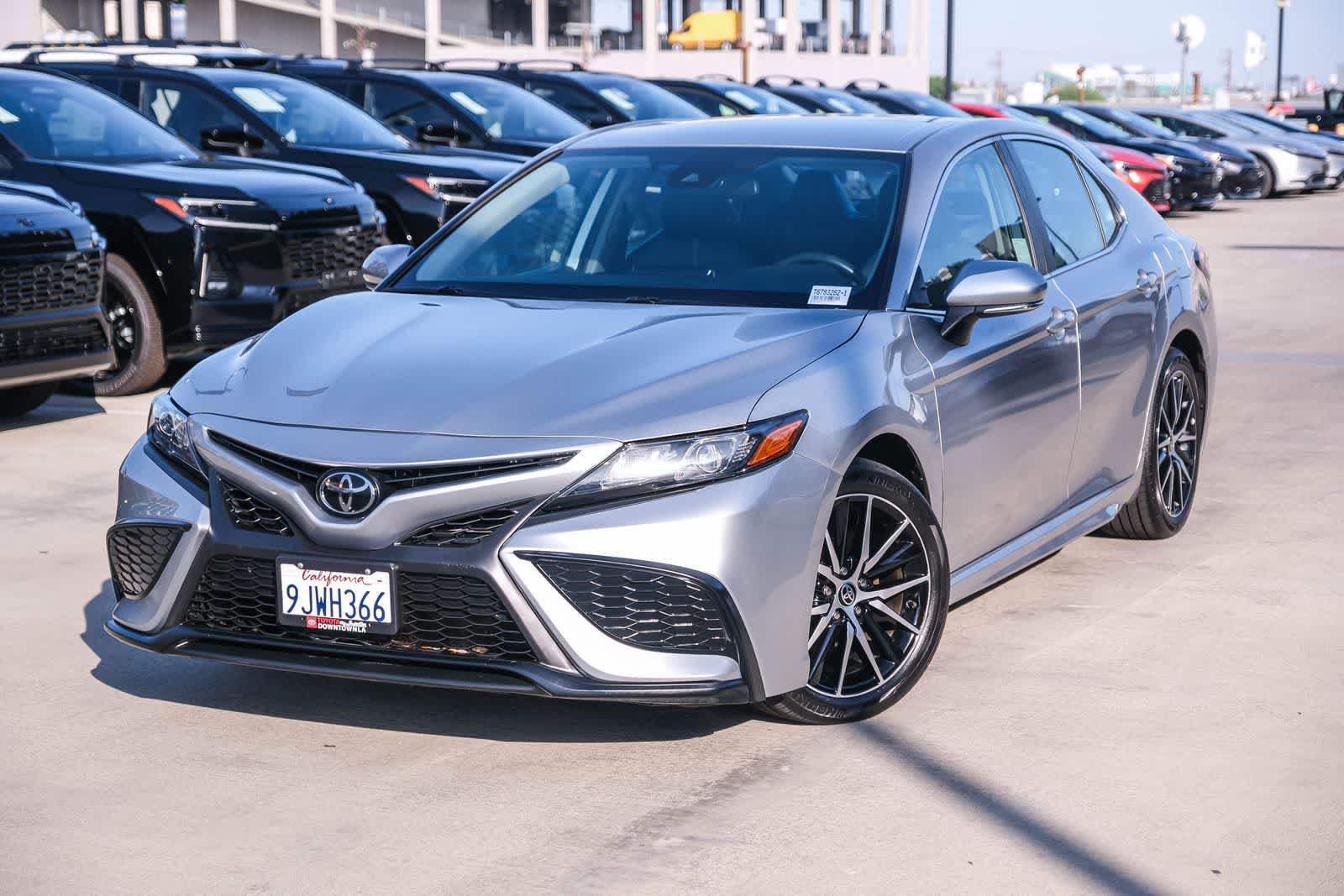 2024 Toyota Camry SE