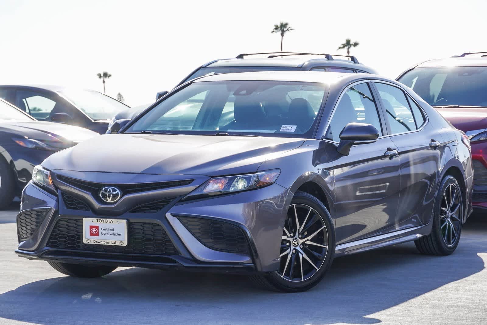 2022 Toyota Camry SE
