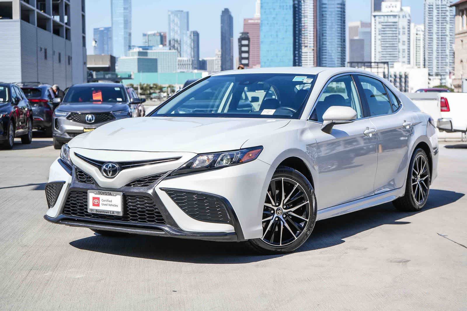 2023 Toyota Camry SE