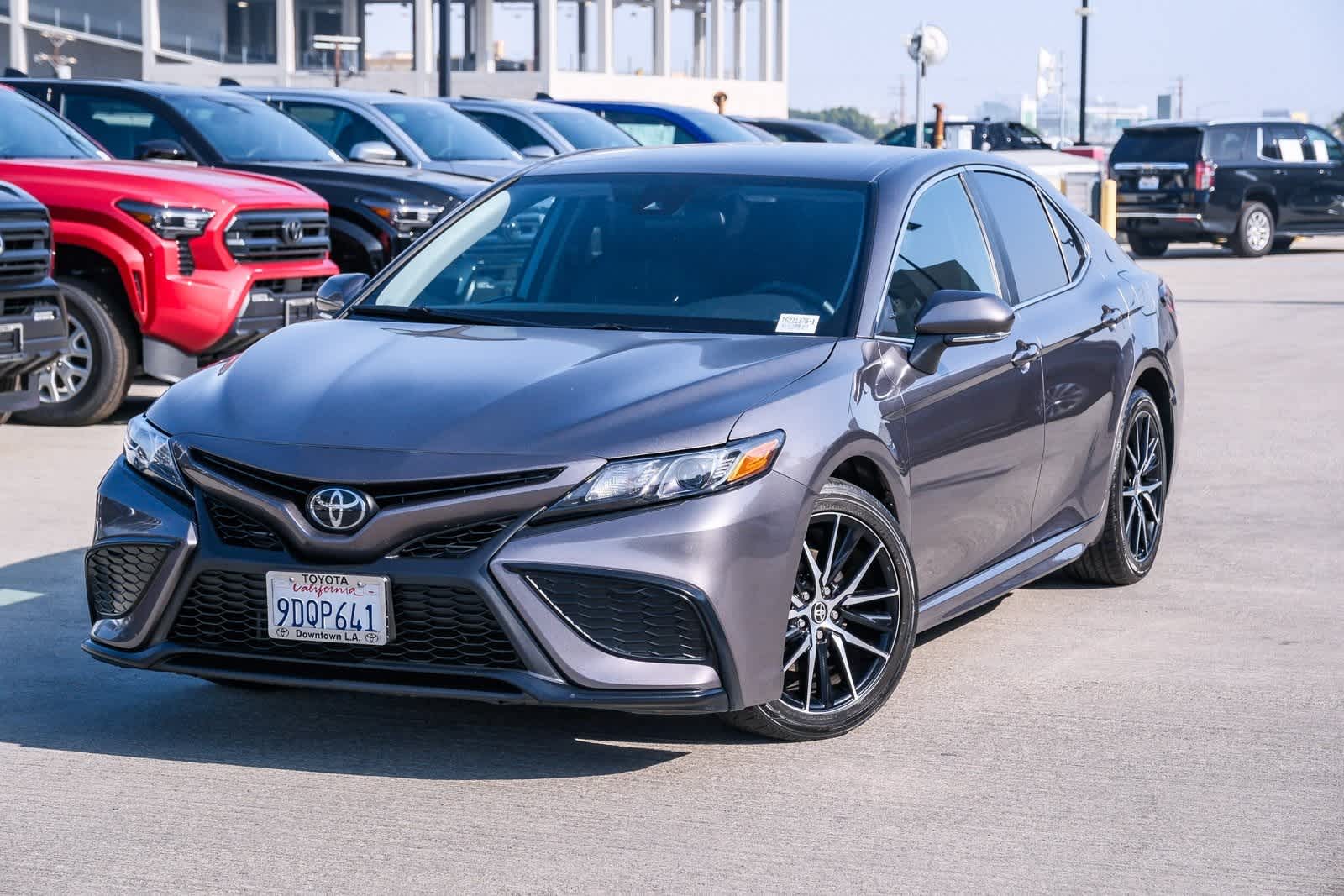 2023 Toyota Camry SE