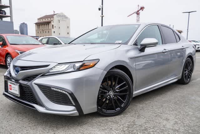 2023 Toyota Camry Hybrid XSE