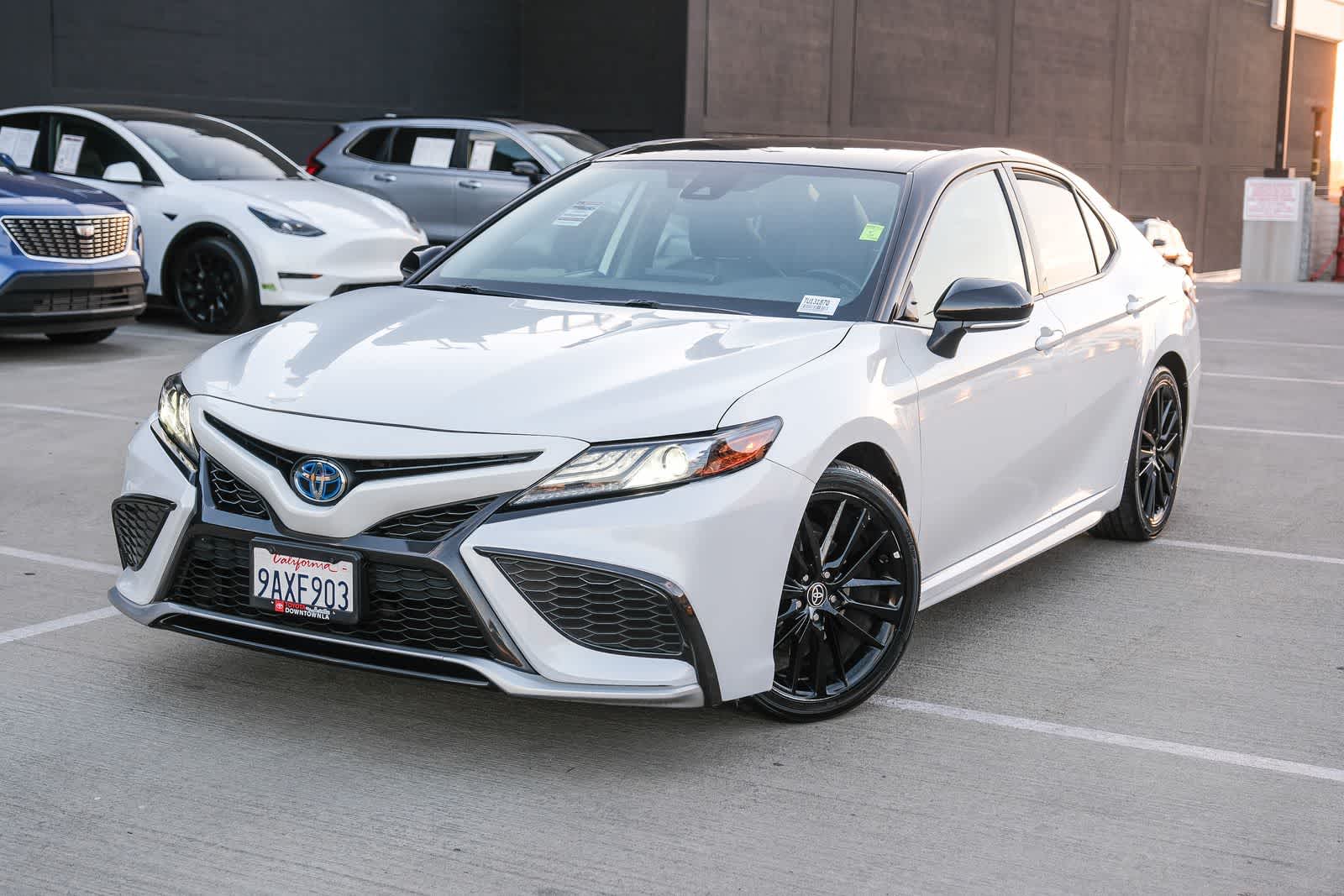 2022 Toyota Camry Hybrid XSE