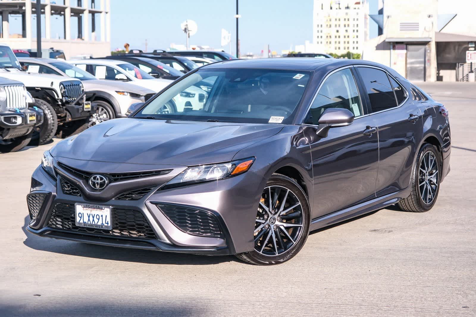 2021 Toyota Camry SE