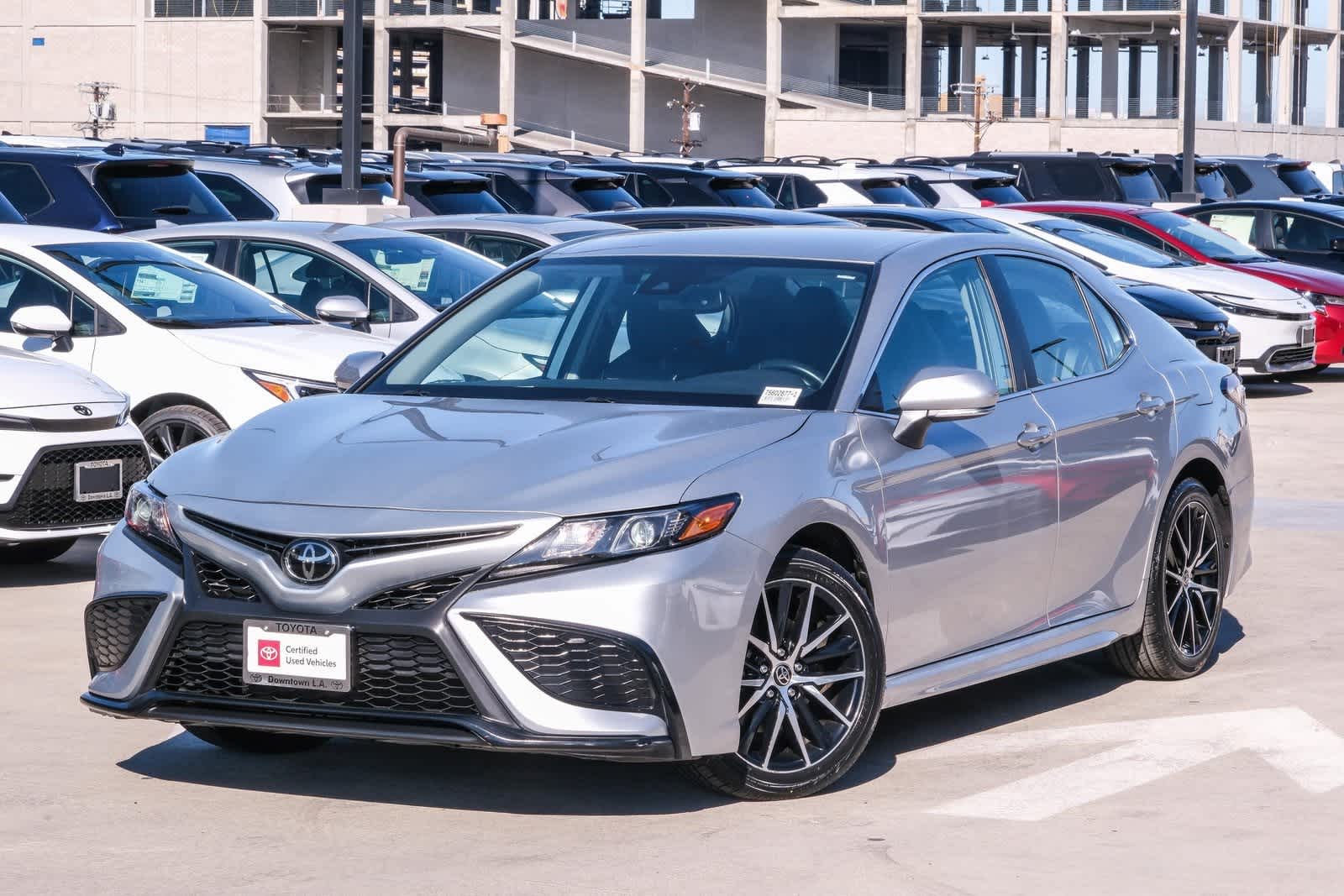 2023 Toyota Camry SE