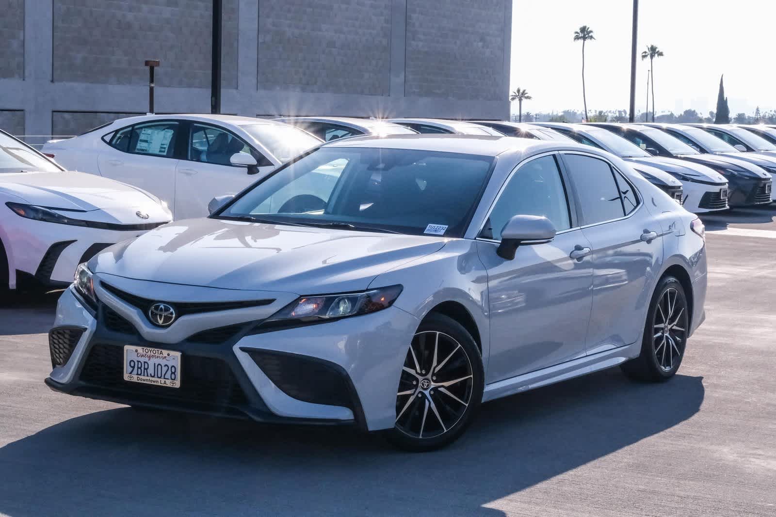 2022 Toyota Camry SE