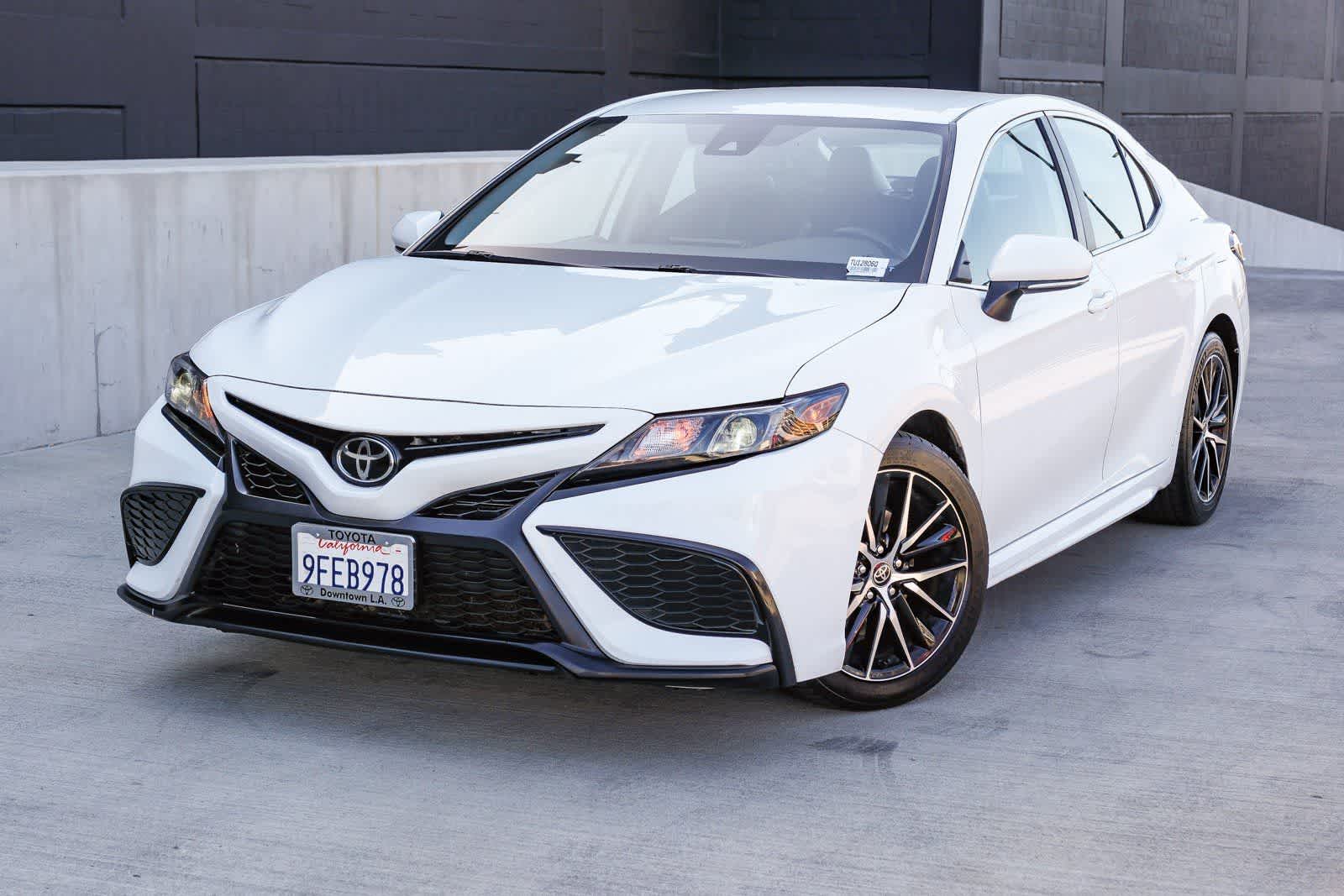 2023 Toyota Camry SE