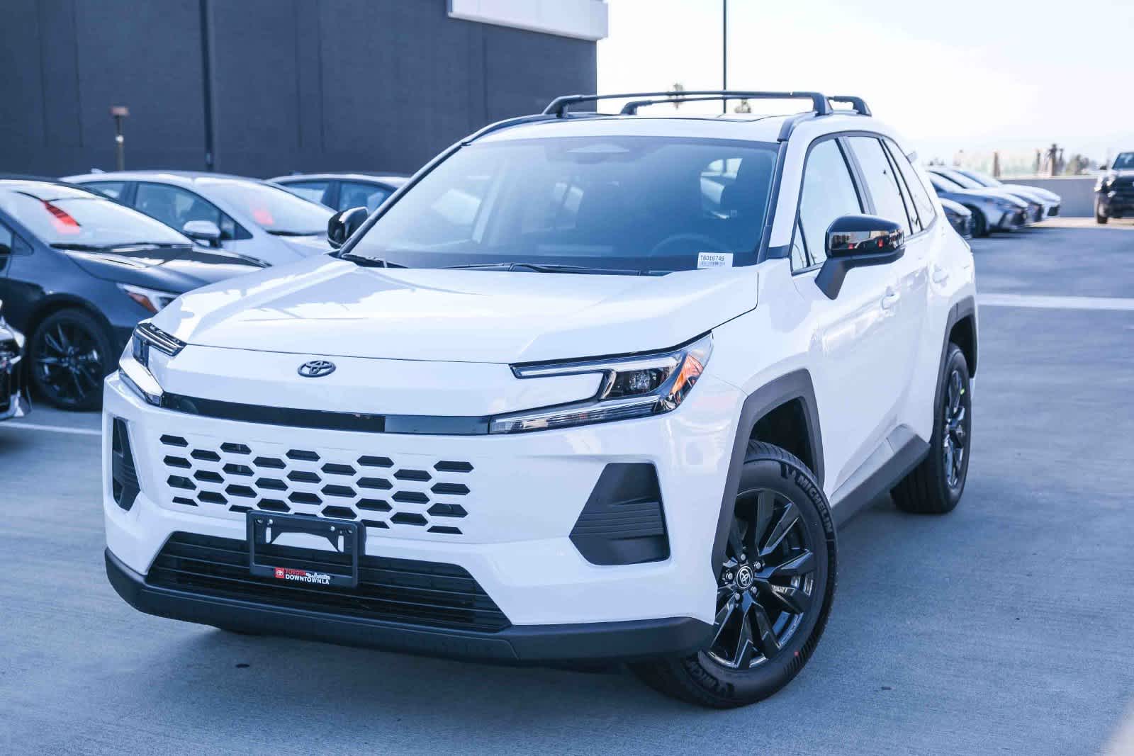 Toyota RAV4 XLE Premium 2026