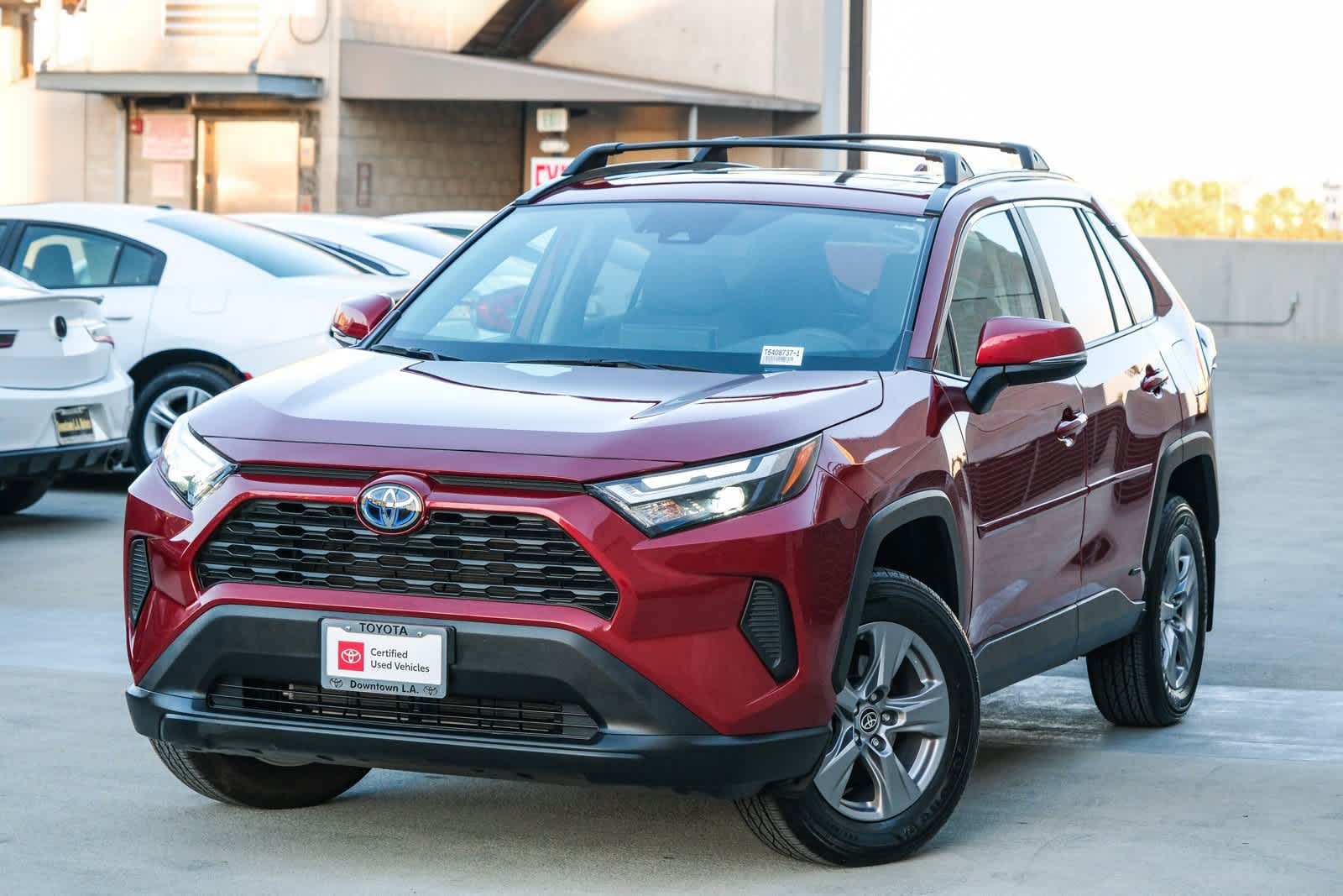 2024 Toyota RAV4 Hybrid XLE