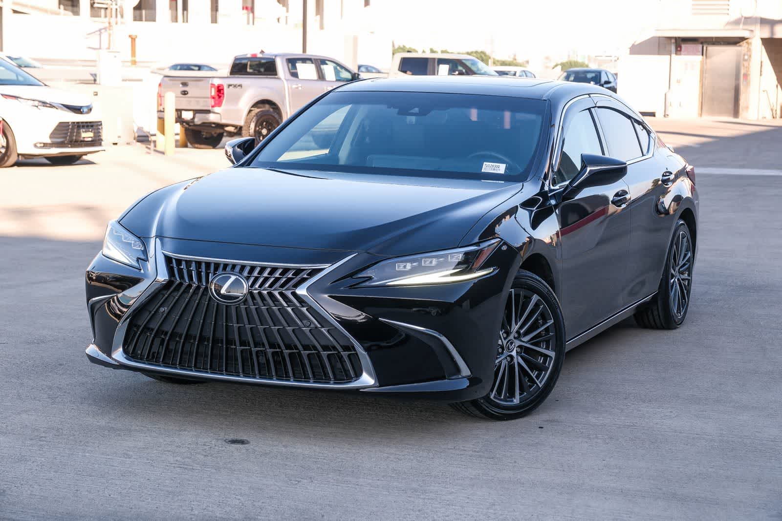 2024 Lexus ES 