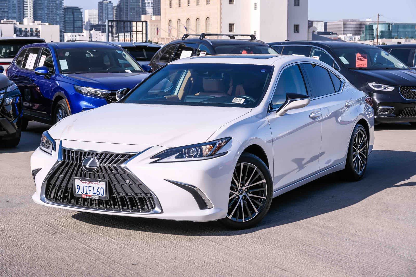 2024 Lexus ES 350 350's photo