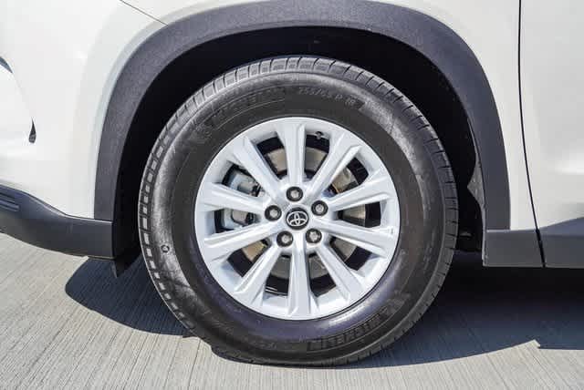 Used 2024 Toyota Grand Highlander XLE Used 2024 Toyota Grand Highlander XLE