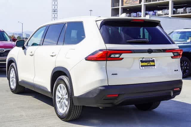 Used 2024 Toyota Grand Highlander XLE Used 2024 Toyota Grand Highlander XLE