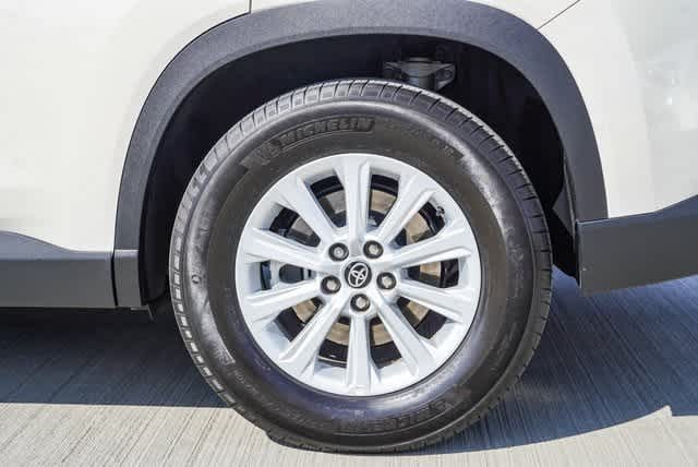 Used 2024 Toyota Grand Highlander XLE Used 2024 Toyota Grand Highlander XLE