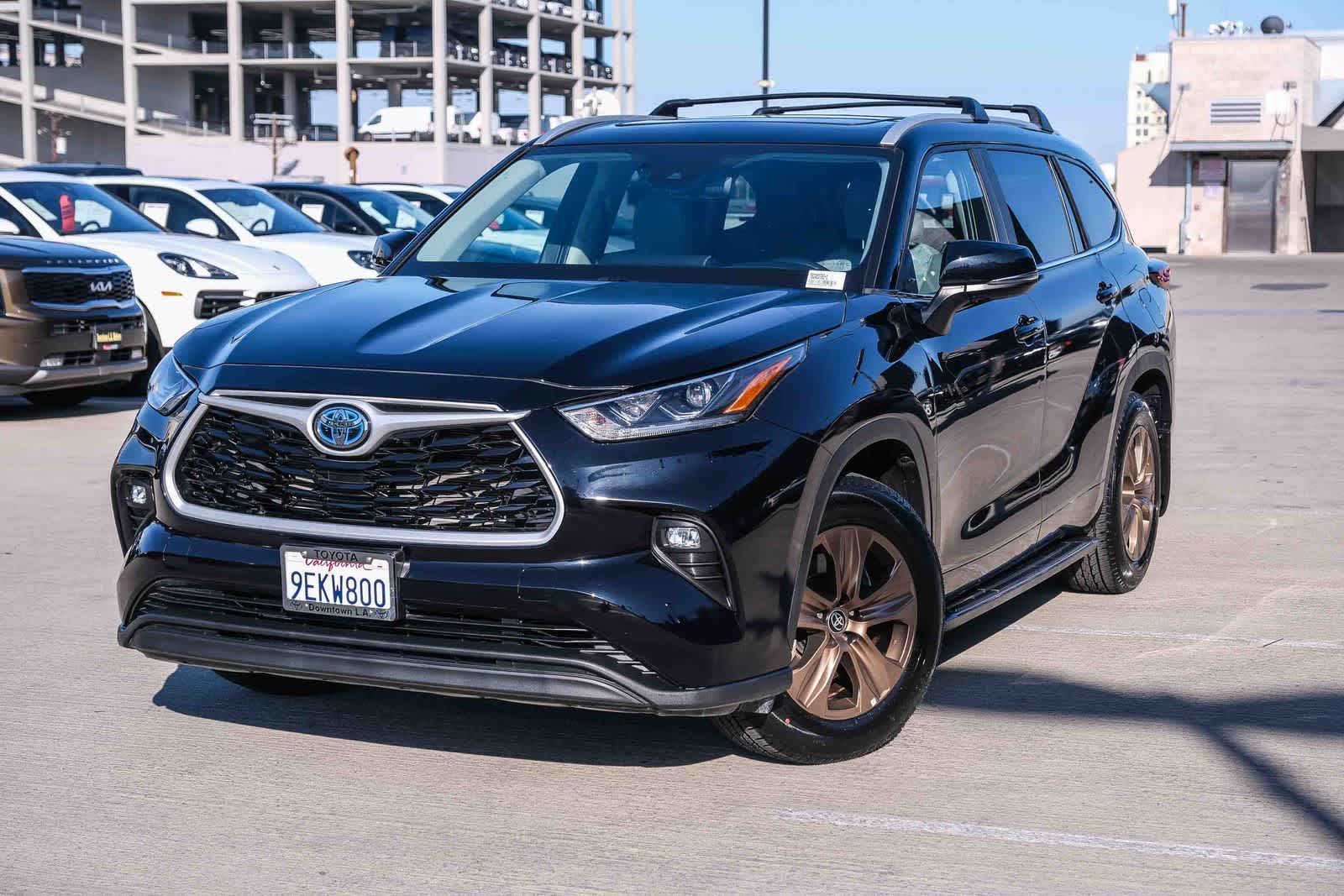 2023 Toyota Highlander Hybrid Bronze Edition