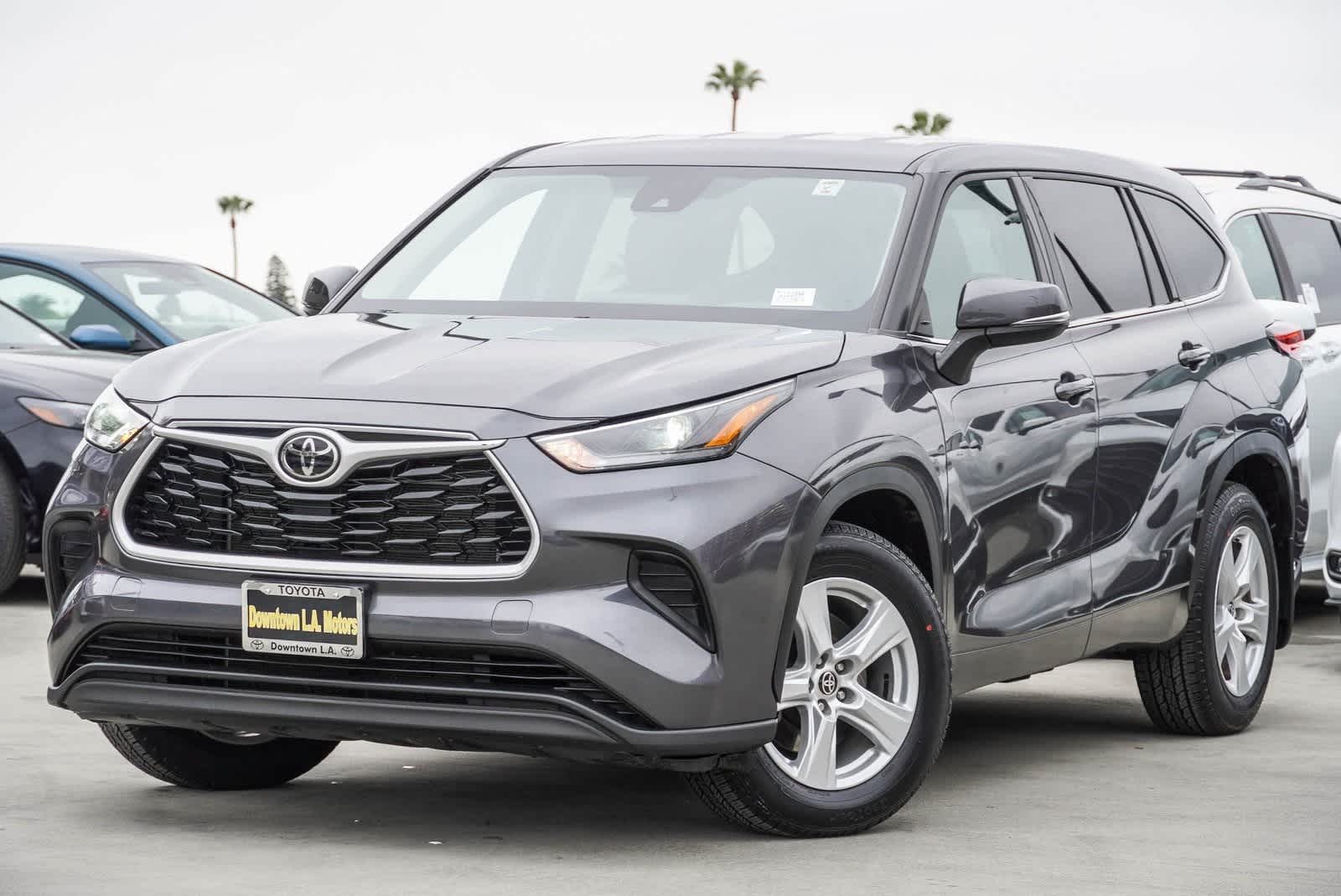 2022 Toyota Highlander L