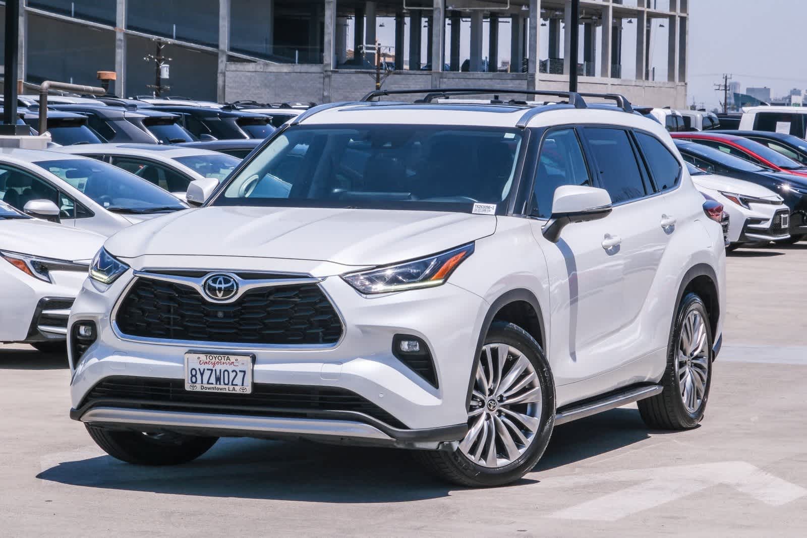 2022 Toyota Highlander Platinum