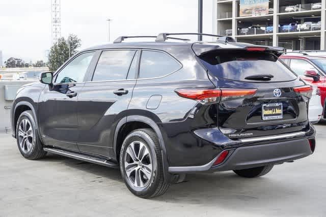 Used 2023 Toyota Highlander Hybrid XLE Used 2023 Toyota Highlander Hybrid XLE