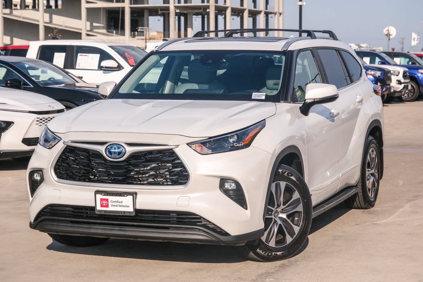 2023 Toyota Highlander Hybrid XLE