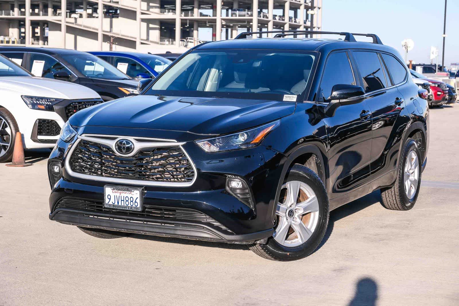 2023 Toyota Highlander LE