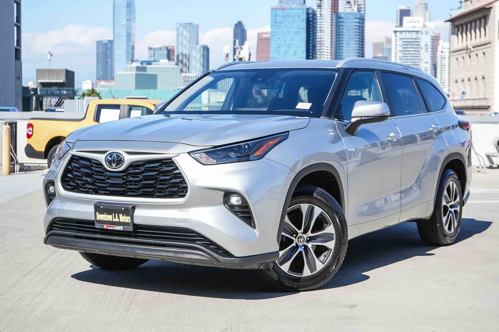 2024 Toyota Highlander LE