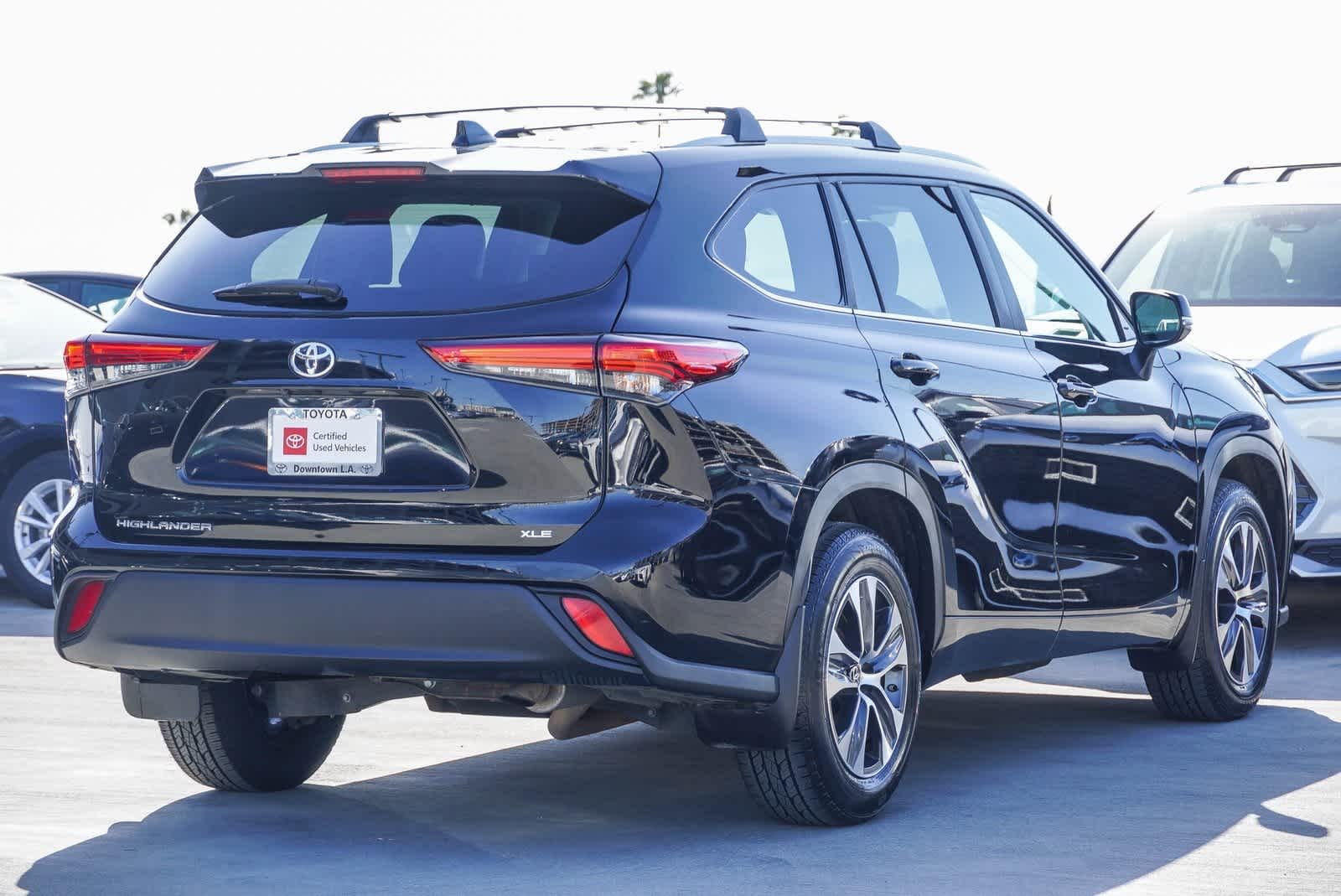 Used 2023 Toyota Highlander XLE Used 2023 Toyota Highlander XLE