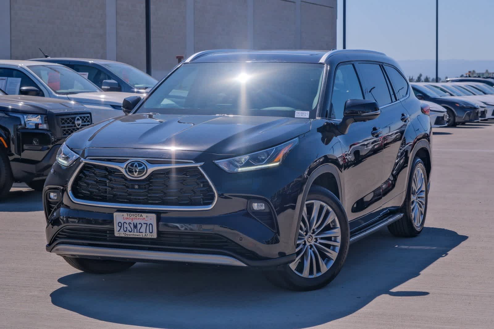 2023 Toyota Highlander Platinum