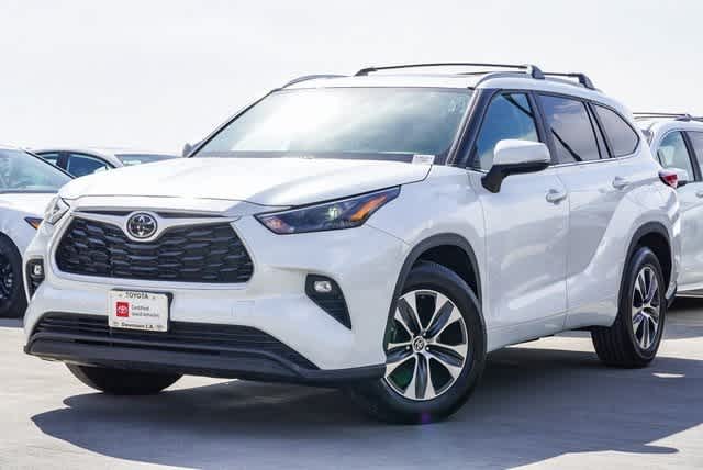 2023 Toyota Highlander XLE