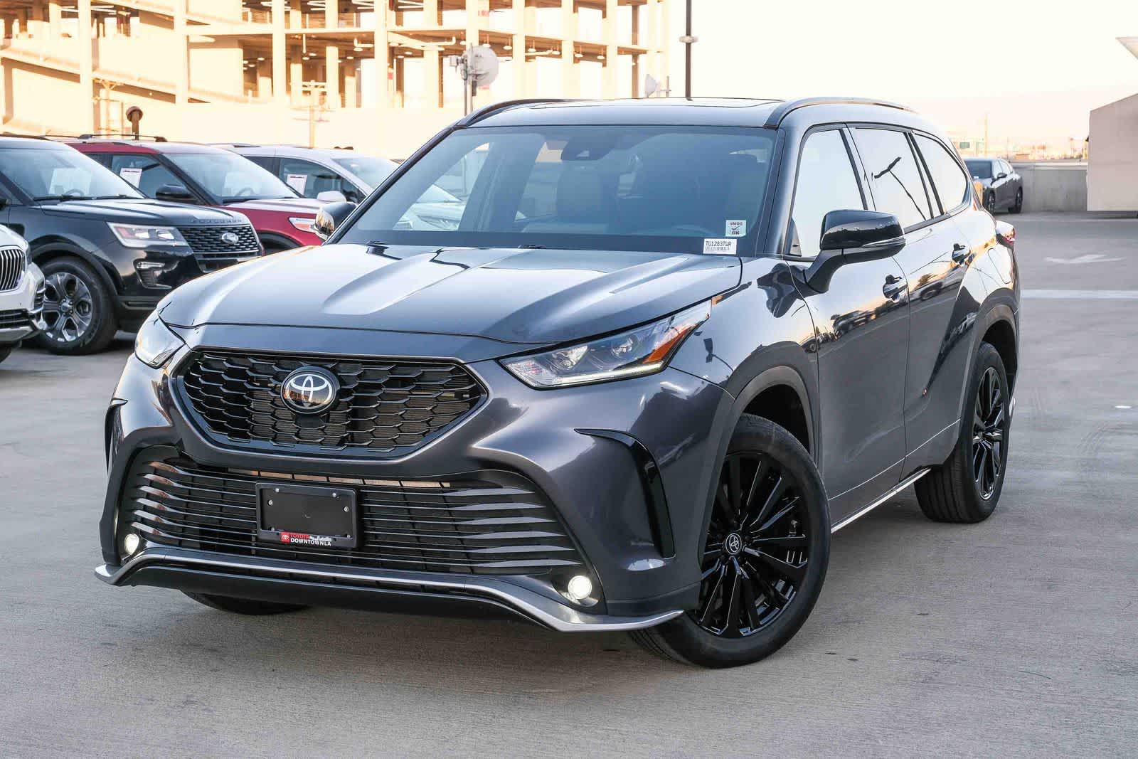 2025 Toyota Highlander XSE