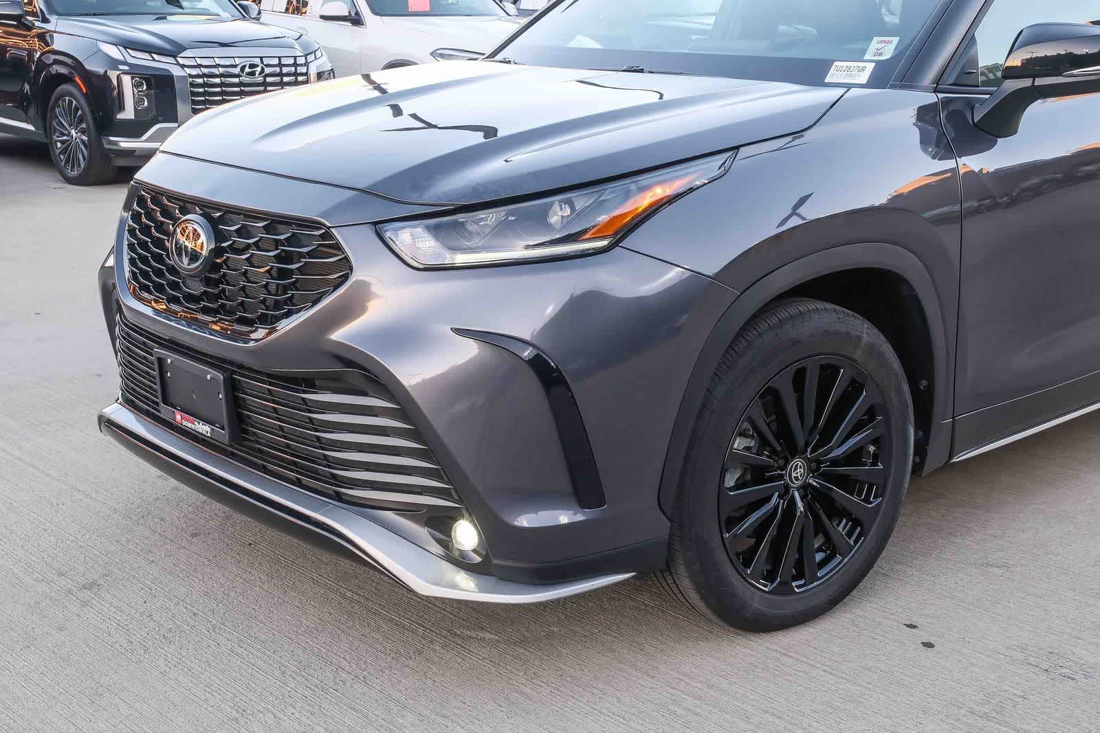 2025 Toyota Highlander XSE - Photo 11