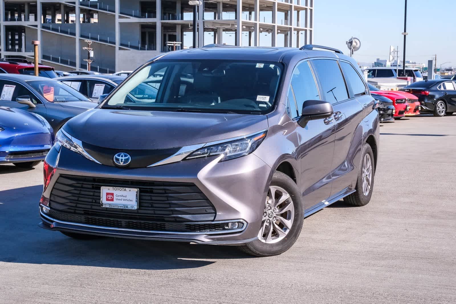 2023 Toyota Sienna XLE