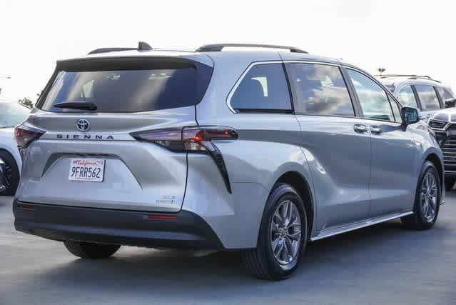 Used 2023 Toyota Sienna XLE Used 2023 Toyota Sienna XLE