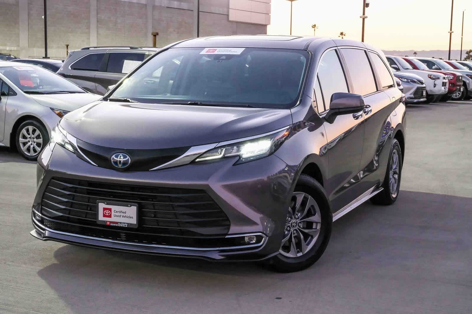 2023 Toyota Sienna XLE