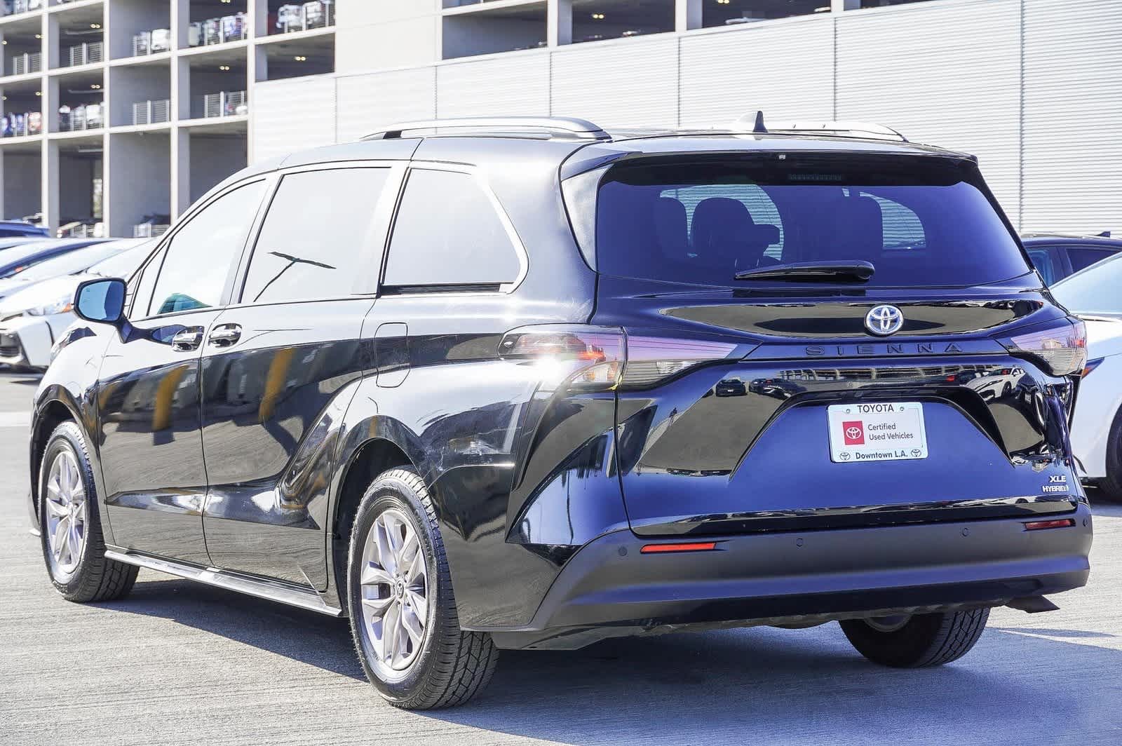 Used 2023 Toyota Sienna XLE Used 2023 Toyota Sienna XLE