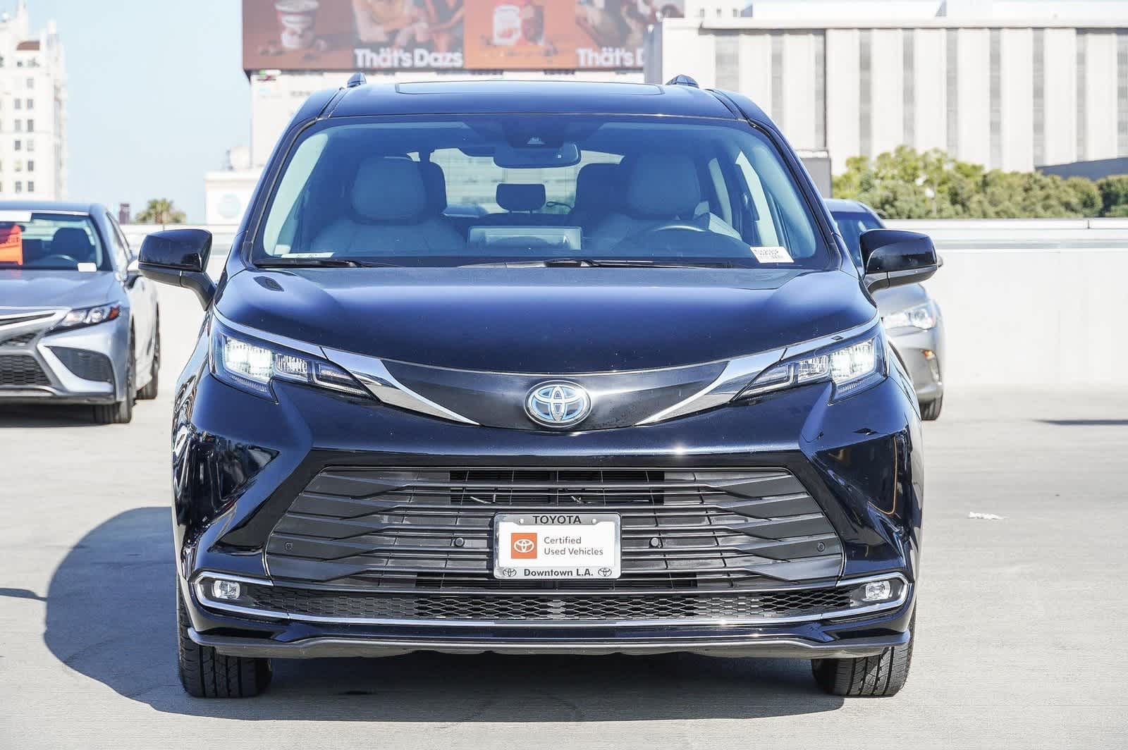 Used 2023 Toyota Sienna XLE Used 2023 Toyota Sienna XLE