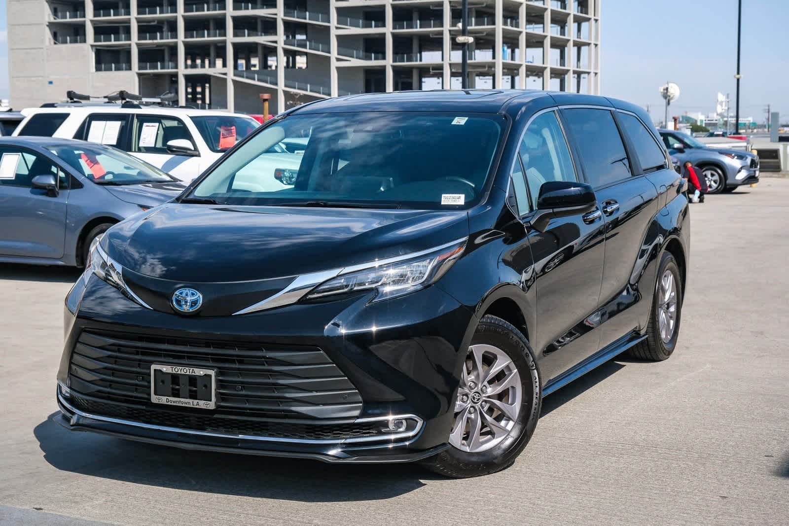 2022 Toyota Sienna XLE