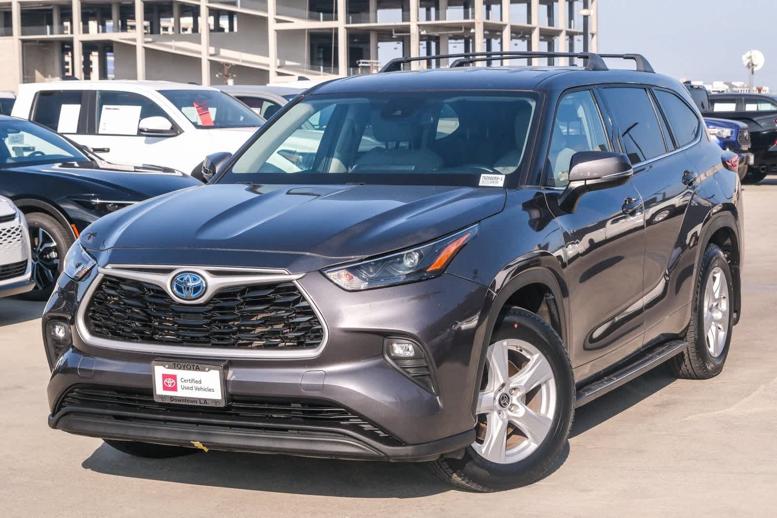 2022 Toyota Highlander Hybrid LE