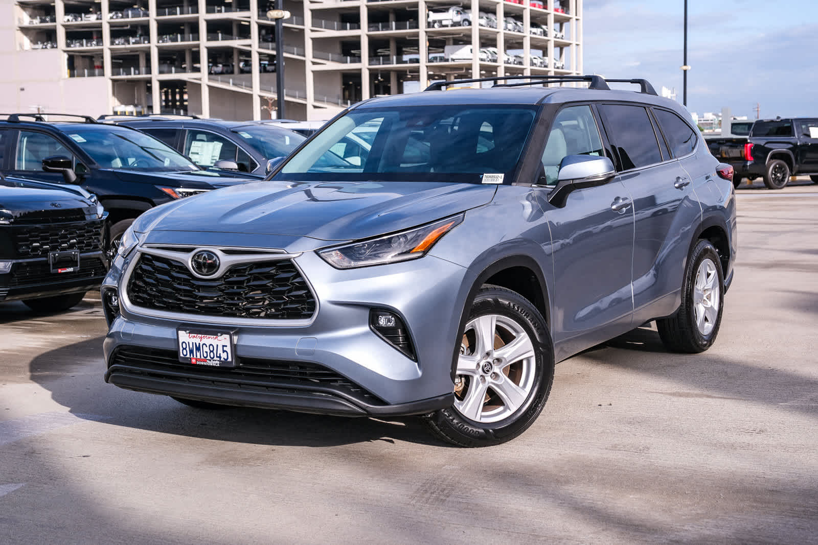Toyota Highlander LE 2021