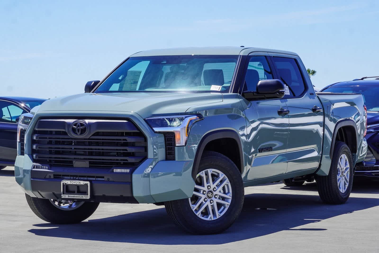 2025 Toyota Tundra SR5