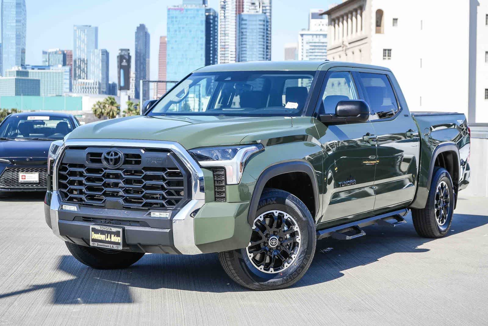 Toyota Tundra SR5 2023