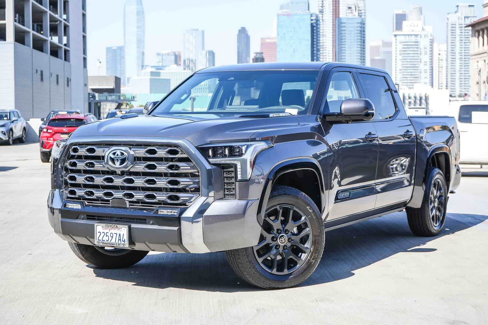 Toyota Tundra Platinum Hybrid 2024