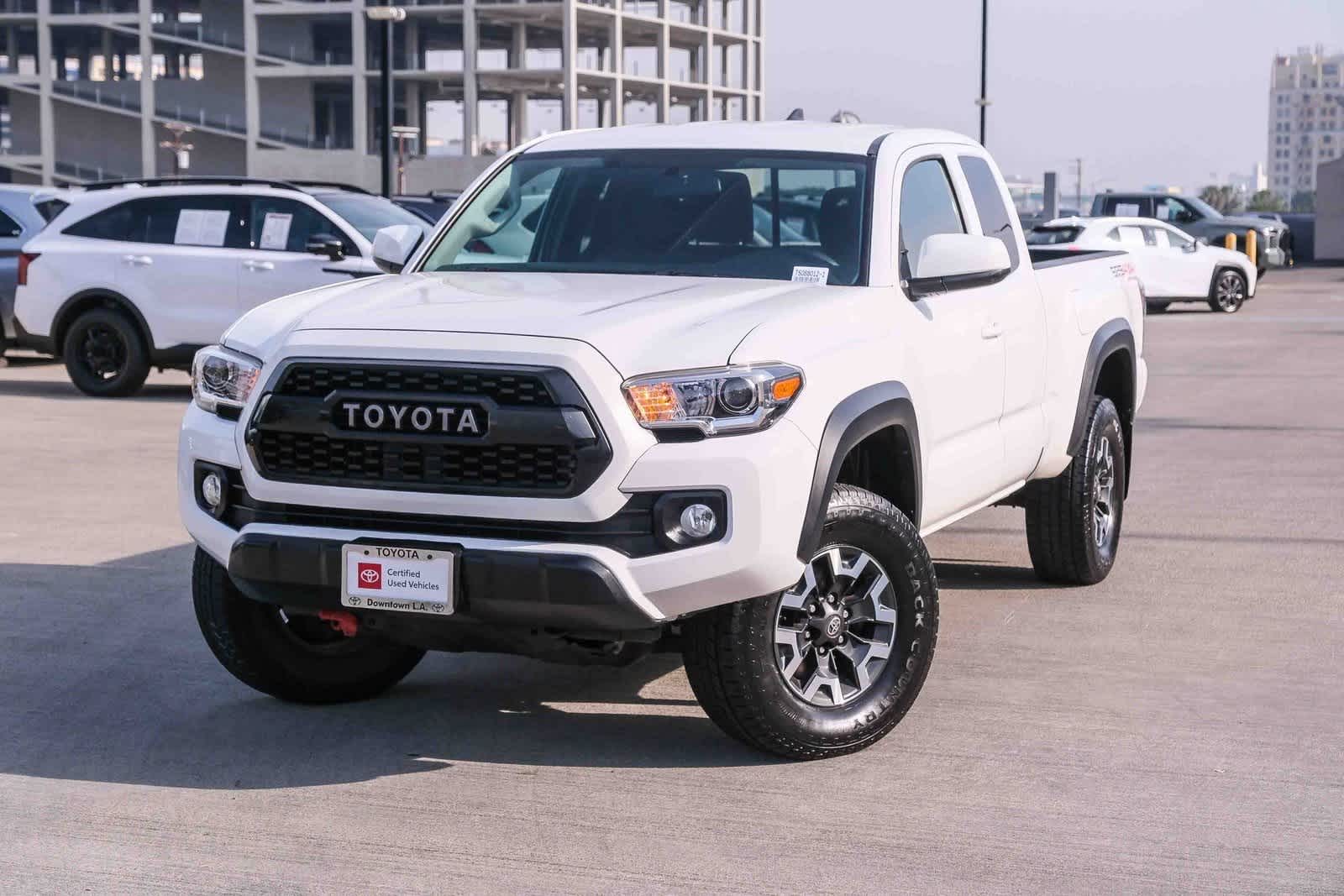 2017 Toyota Tacoma SR5