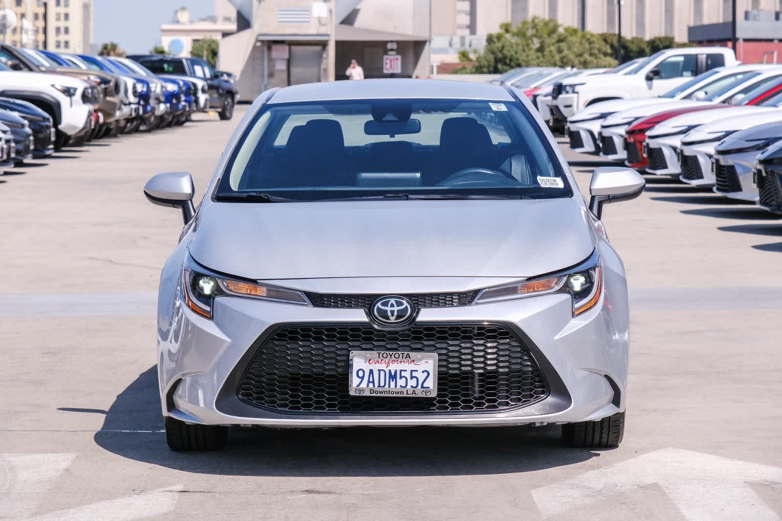 Used 2022 Toyota Corolla LE with VIN 5YFEPMAE3NP325368 for sale in Kansas City