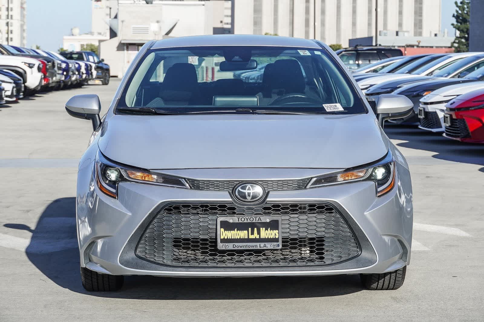 Used 2021 Toyota Corolla LE with VIN 5YFEPMAE6MP198288 for sale in Northfield, Minnesota