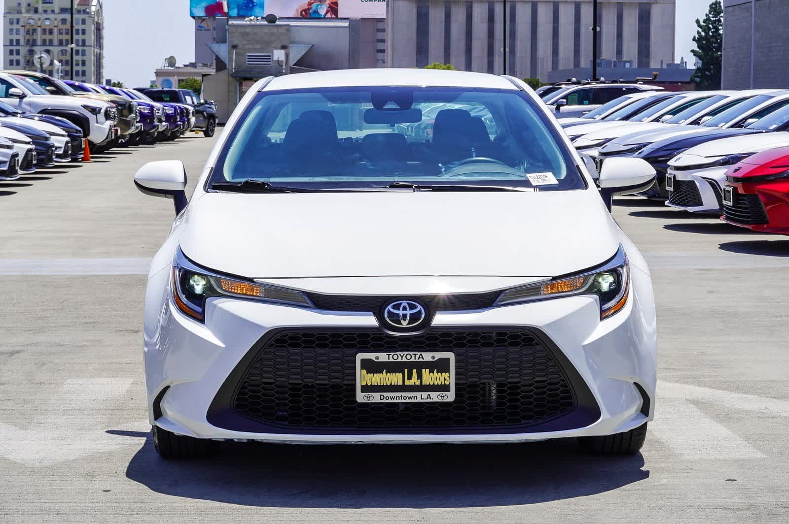 Used 2022 Toyota Corolla LE with VIN 5YFEPMAE7NP290267 for sale in Northfield, Minnesota