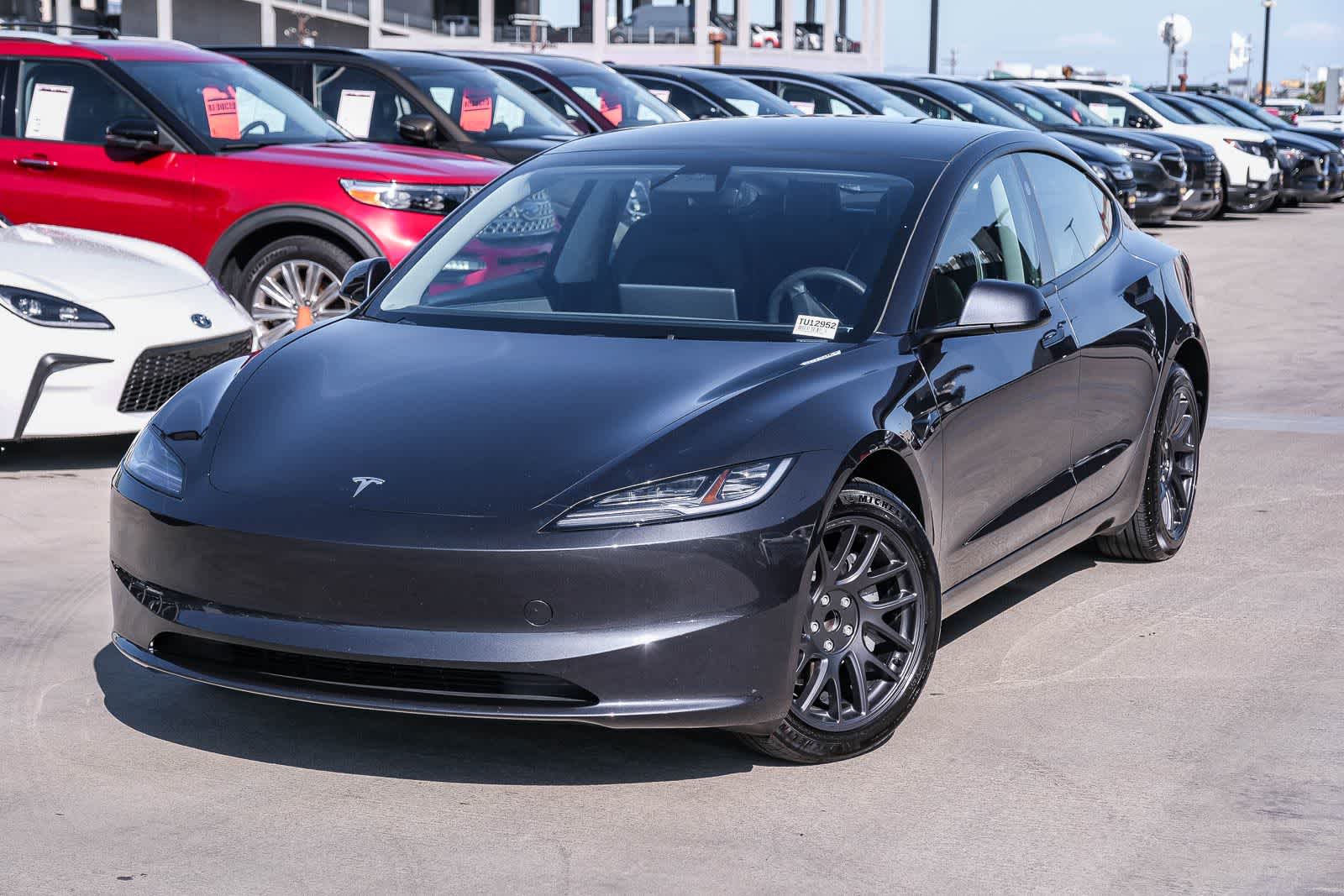 2025 Tesla Model 3 Long Range