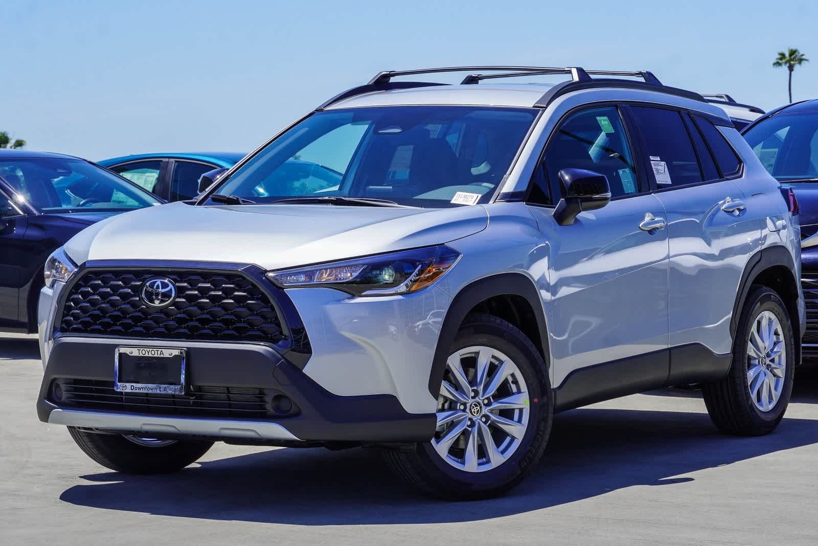 Toyota Corolla Cross LE 2025